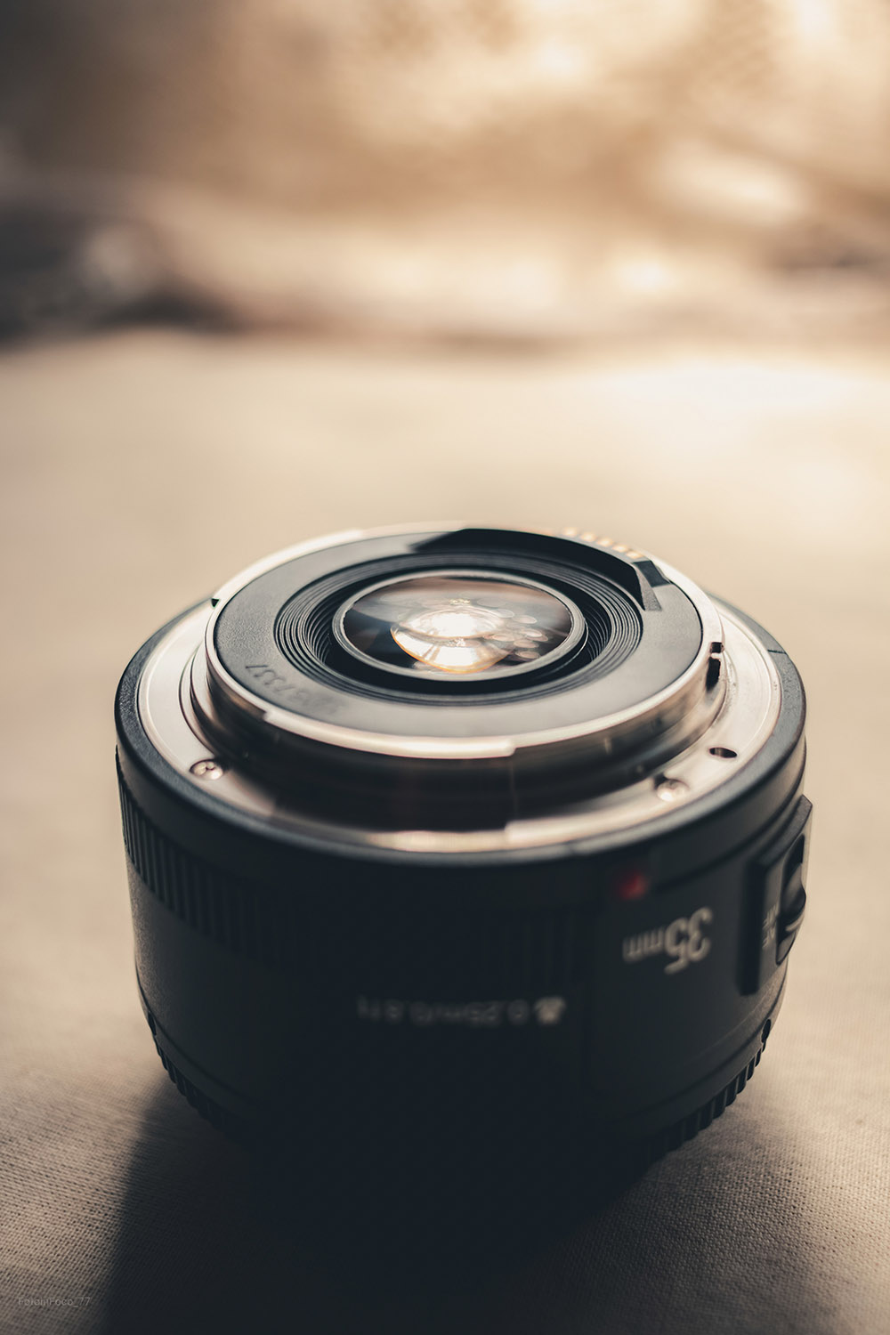 35mm vs 50mm Lens Differences When To Use Which One?